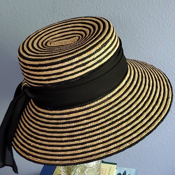 Accessories - Straw Hat